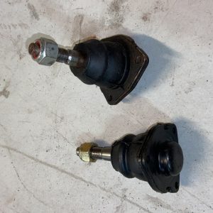 RÓTULAS SUSPENSIÓN INFERIORES RENAULT 8