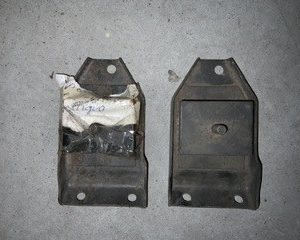 SOPORTE MOTOR IZQUIERDO RENAULT 4, 1962-1988 REF.0822891500