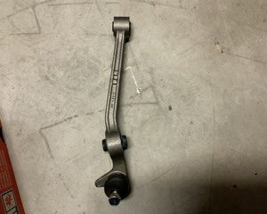 BRAZO INFERIOR SUSPENSIÓN DEL. IZDO CITROEN C15,VISA,LNA,PEUGEOT 104,TALBOT SAMBA,RENAULT 14