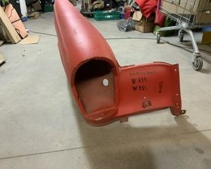 ALETA DELANTERA DERECHA MERCEDES W114, W115