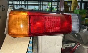 PILOTO TRASERO BMW 323 SERIE 3 E21-82