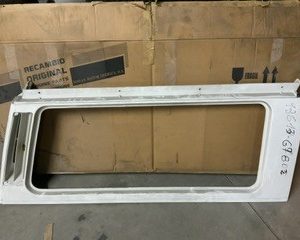 PANEL LATERAL DERECHO NISSAN PATROL 160 OEM 93613-G9802