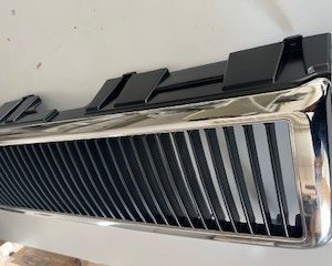 REJILLA DELANTERA OPEL MONTERREY 1992-2000 OEM 97808549