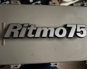 ANAGRAMA TRASERO RITMO 75