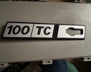 ANAGRAMA ALETA IZQUIERDA 100 TC, SEAT RITMO