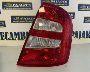 PILOTO TRASERO DERECHO SKODA FABIA I 1999-2008 (5 PUERTAS)