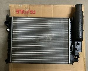 RADIADOR REFRIGERACION MOTOR PEUGEOT 405 I, VALEO 883867